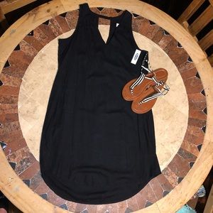 “NWT”Old Navy Black sleeveless dress size medium